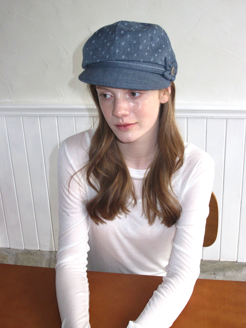 Versatile Retro Polka Dot Painter Hat for Women - Cute Floral Design, Stylish Face-Enhancing Accessory for Spring and Summer