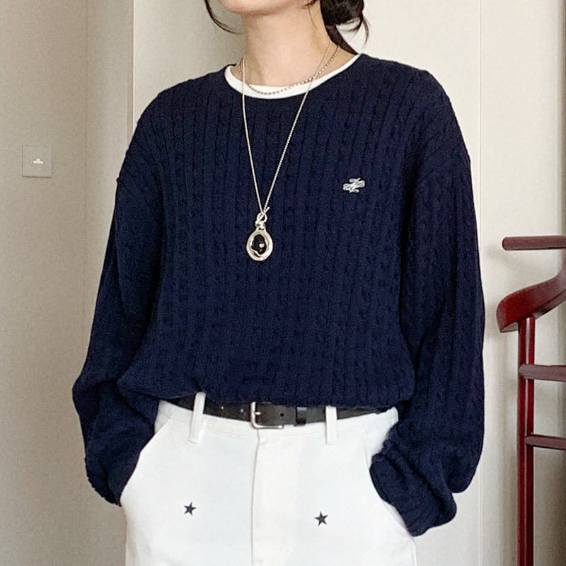 Vintage Cable Knit Sweater for Women - Loose Fit Side Slit Pullover in Dark Blue - 2023 Autumn Winter Fashion
