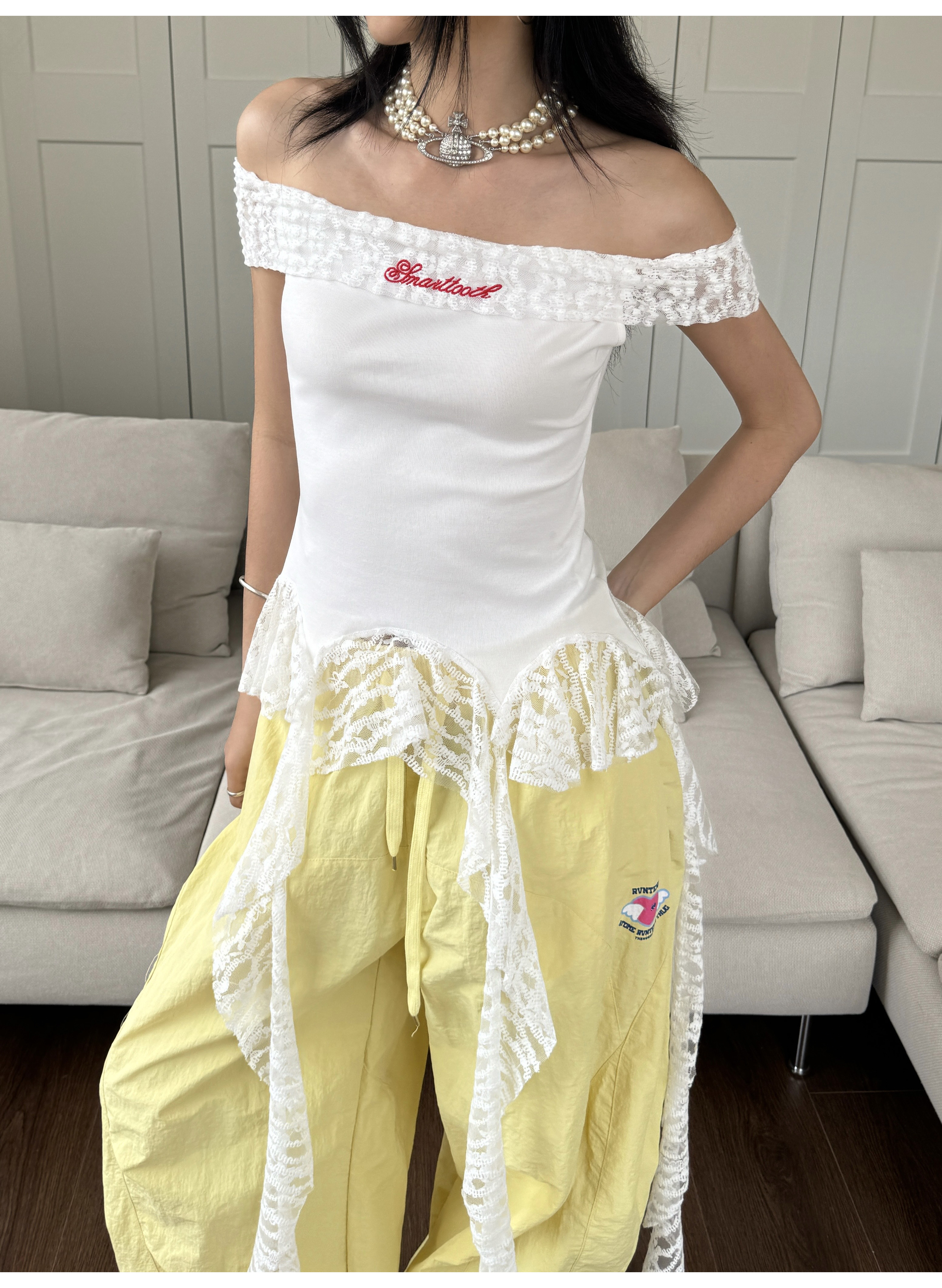 Vintage Lace Splicing One-Shoulder Tank Top with Fringe Design - Slim Fit, Flattering Style, Perfect for 90s and Y2K Fashion Trends