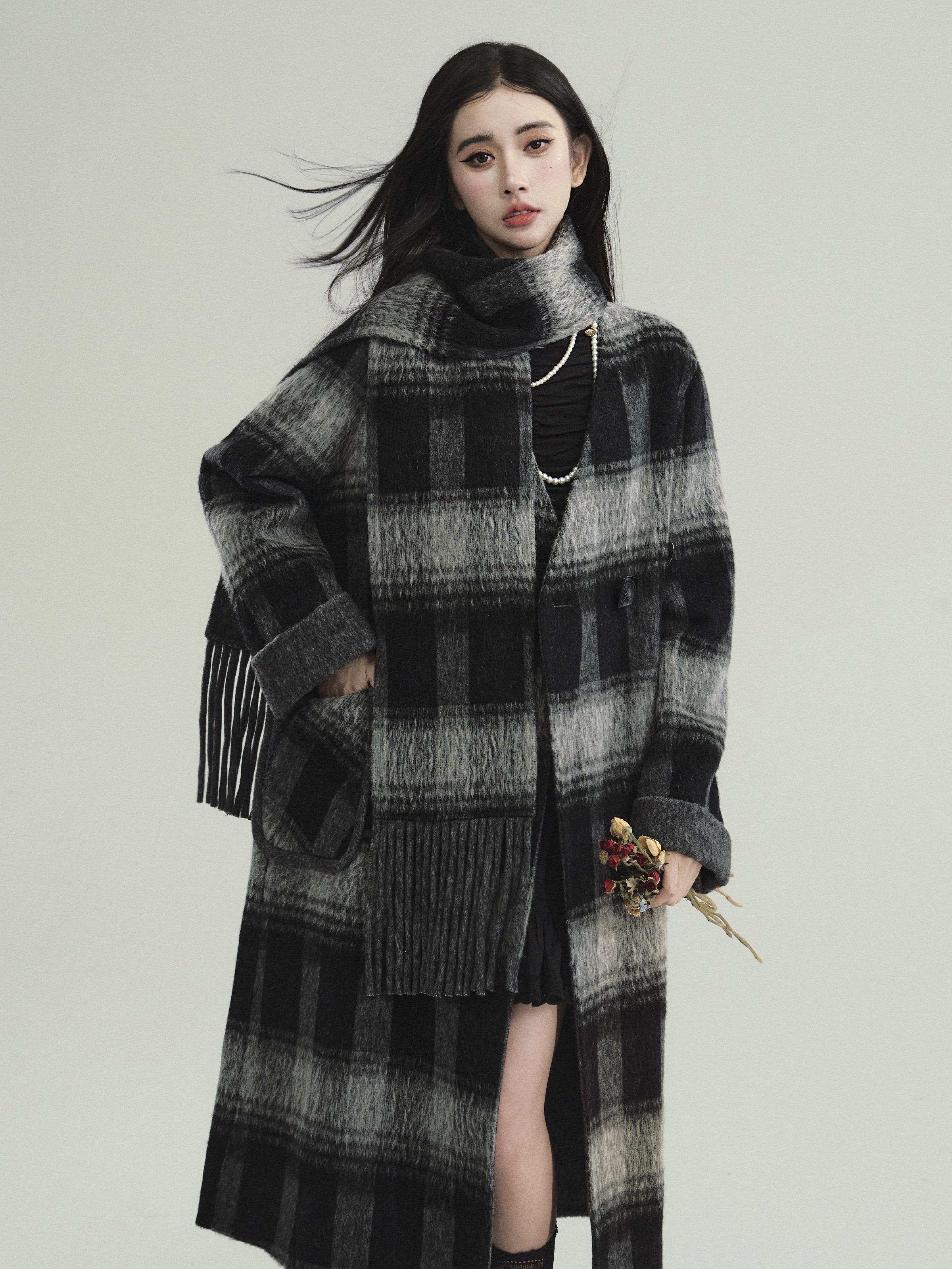 Vintage Plaid Double-Sided Long Coat with Scarf - Heavy-Duty 70% Wool, Perfect for Spring and Summer Fashion
