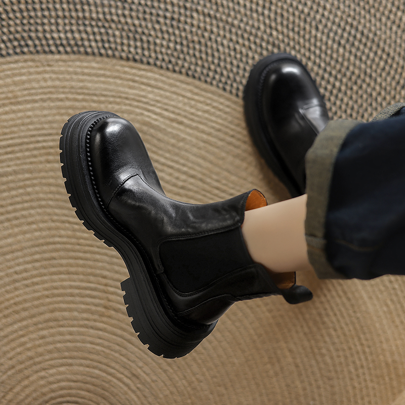 Water-Washed Cowhide Chelsea Boots for Women - British Style Thick-Soled Martin Boots, Chunky Heel, Round Toe, Versatile Tube Boots