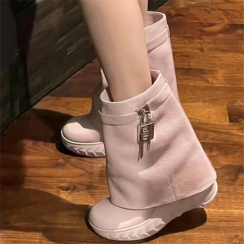 Women's 2023 Shark Boots with Metal Lock Buckle - Short Thick Sole Platform Ankle Boots, Y2K Inspired Fashion