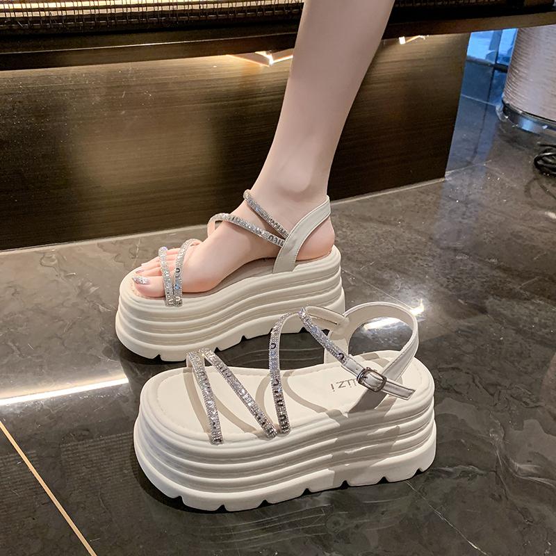 Women's 8cm Thick-Soled Height-Increasing Roman Sandals, Soft-Sole Fairy Beach Shoes for Summer 2025 Outdoor Style