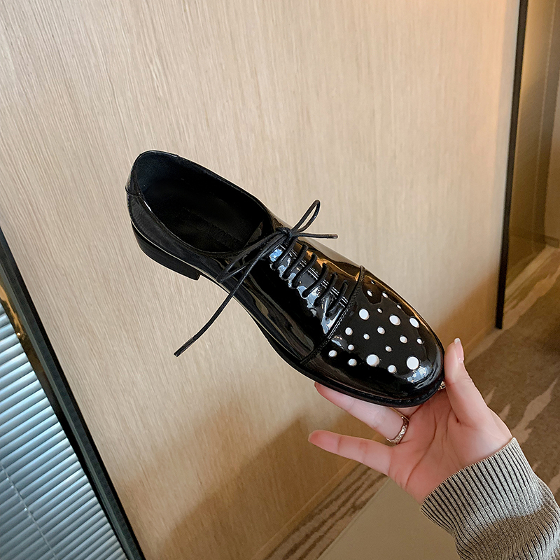 Women's Black Lambskin Lace-Up Flat Derby Brogue Loafers - Spring/Summer Fashion Essentials