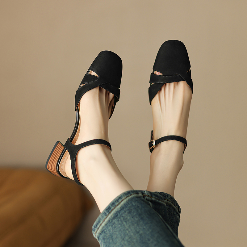 Women’s French Vintage Square-Toe Suede Sandals, Chunky Heel One-Strap Roman Style, Summer 2025 Fashion