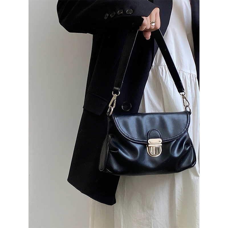 Women's Pleated Cloud Bag - High-End Lock Clutch, Underarm & Crossbody Small Bag for 2025 Fashion Trends