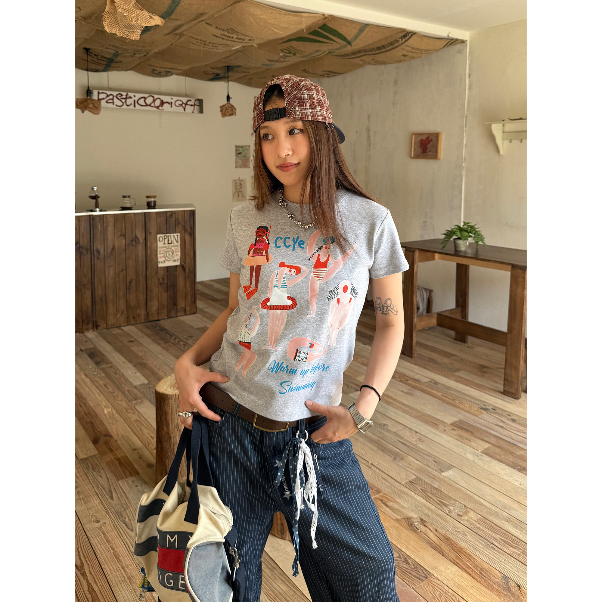 Women's Retro Printed Short-Sleeve T-Shirt - Loose Fit Elastic Summer Top - American Style - 90s Inspired Fashion
