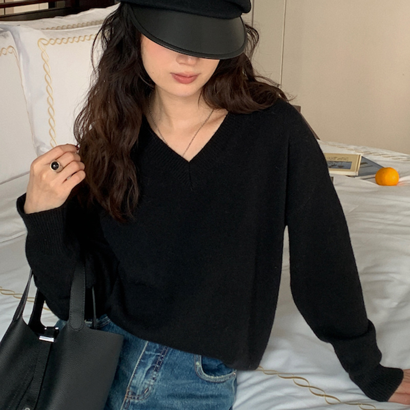 Women's V-Neck Wool Knit Sweater - Cozy Lazy Style Long Sleeve Pullover for Autumn Winter, Perfect for Casual Y2K Fashion