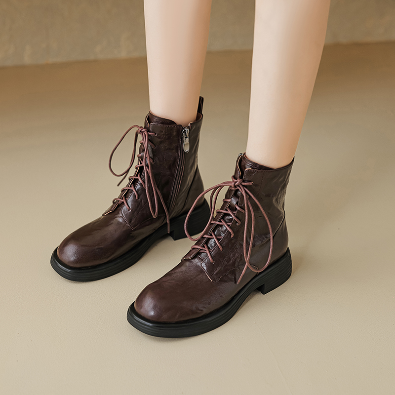 Women's Vintage British Style Martin Boots with Chunky Heels, Round Toe, Textured Sheepskin, Autumn Winter Fashion